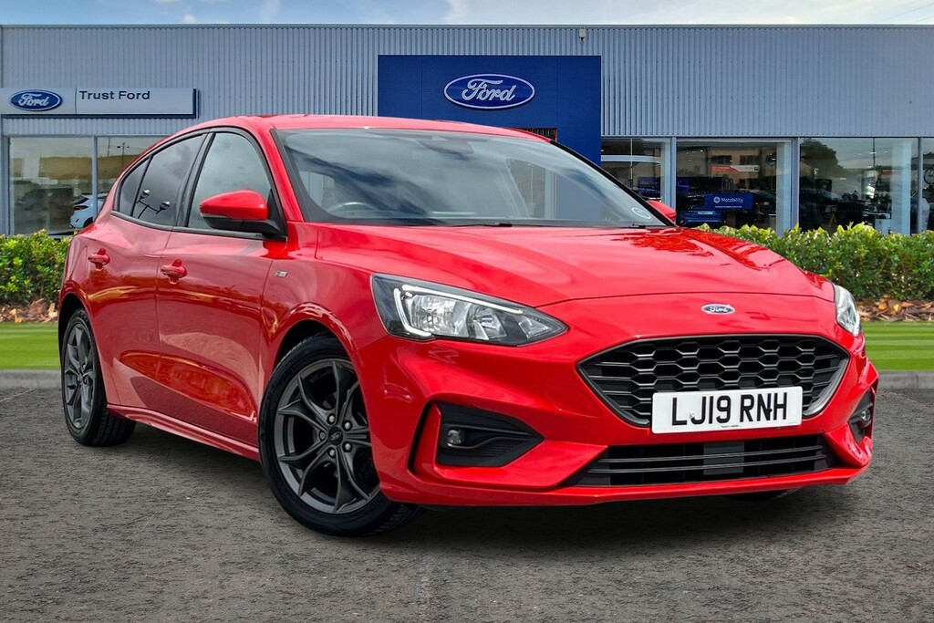 Ford Focus 1.5 Ecoblue St-line Hatchback Eu LJ19RNH Red