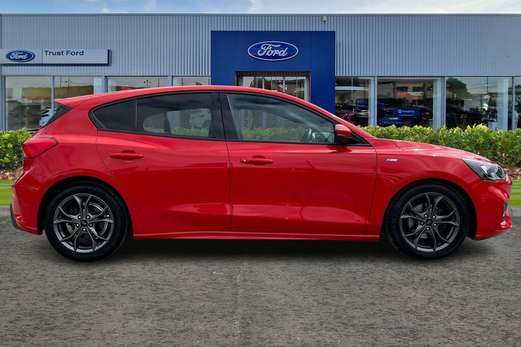 Ford Focus 1.5 Ecoblue St-line Hatchback Eu LJ19RNH Red #3