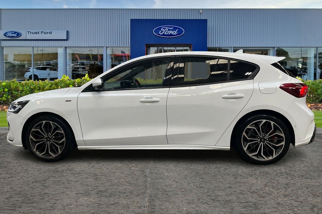 Ford Focus 1.0 Ecoboost Hybrid Mhev St-line X Parki AMZ5104 White #3