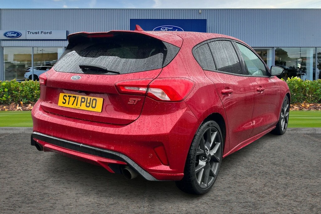 Ford Focus 2.3 Ecoboost St ST71PUO Red #4