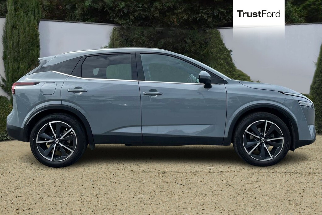 Nissan Qashqai 1.3 Dig-t Mh 158 Tekna Xtronic FV71CCJ Grey #3