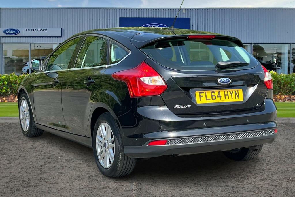 Ford Focus 1.6 125 Titanium Navigator Powershift Black #2