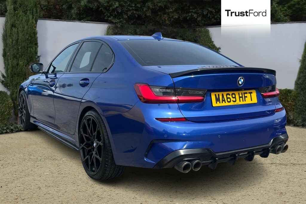 BMW 3 Series 318D M Sport Step MA69HFT Blue #2