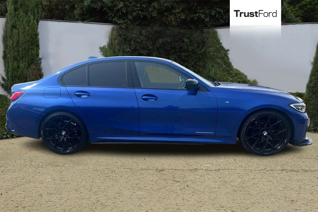 BMW 3 Series 318D M Sport Step MA69HFT Blue #3