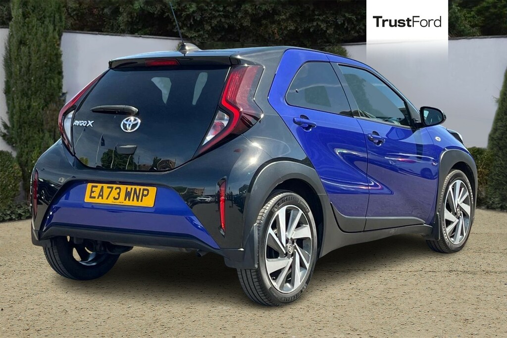Toyota Aygo X 1.0 Vvt-i Edge EA73WNP Blue #4