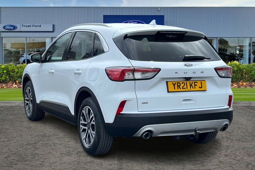 Ford Kuga 2.0 Ecoblue 190 Titanium Edition Awd YR21KFJ White #2