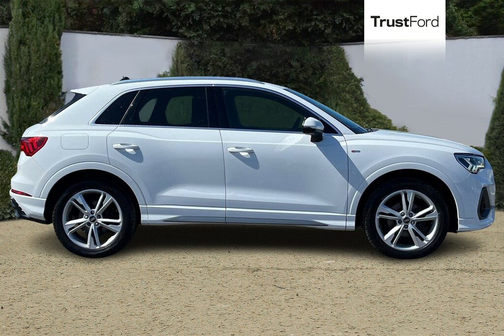 Audi Q3 35 Tfsi S Line SW22DKY White #3