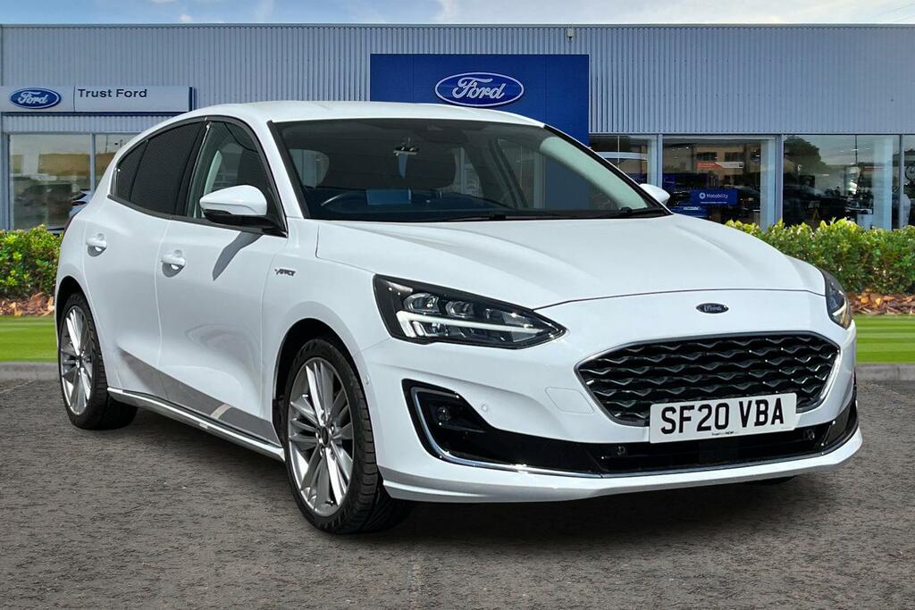 Ford Focus 1.0T Ecoboost Vignale Hatchback Eu White