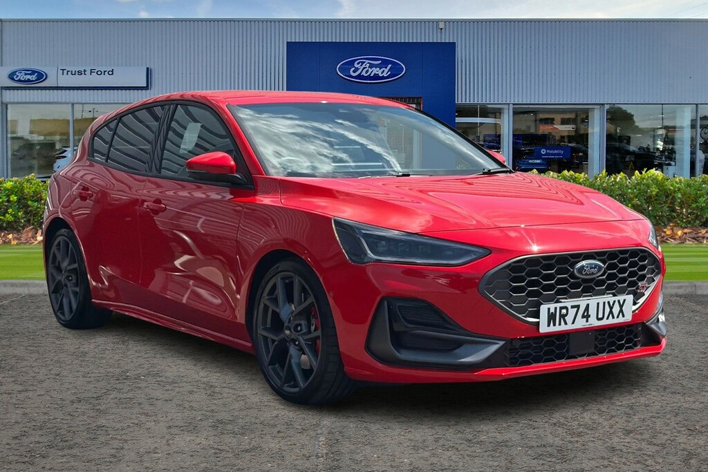 Ford Focus 2.3 Ecoboost St With Matrix Headlights Front Red