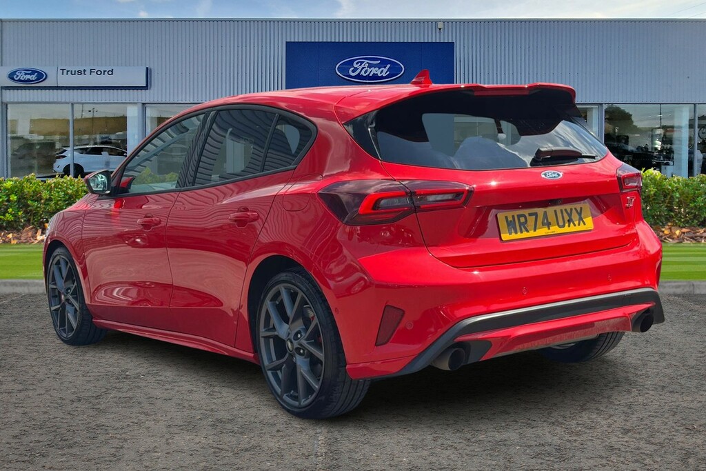 Ford Focus 2.3 Ecoboost St With Matrix Headlights Front WR74UXX Red #2