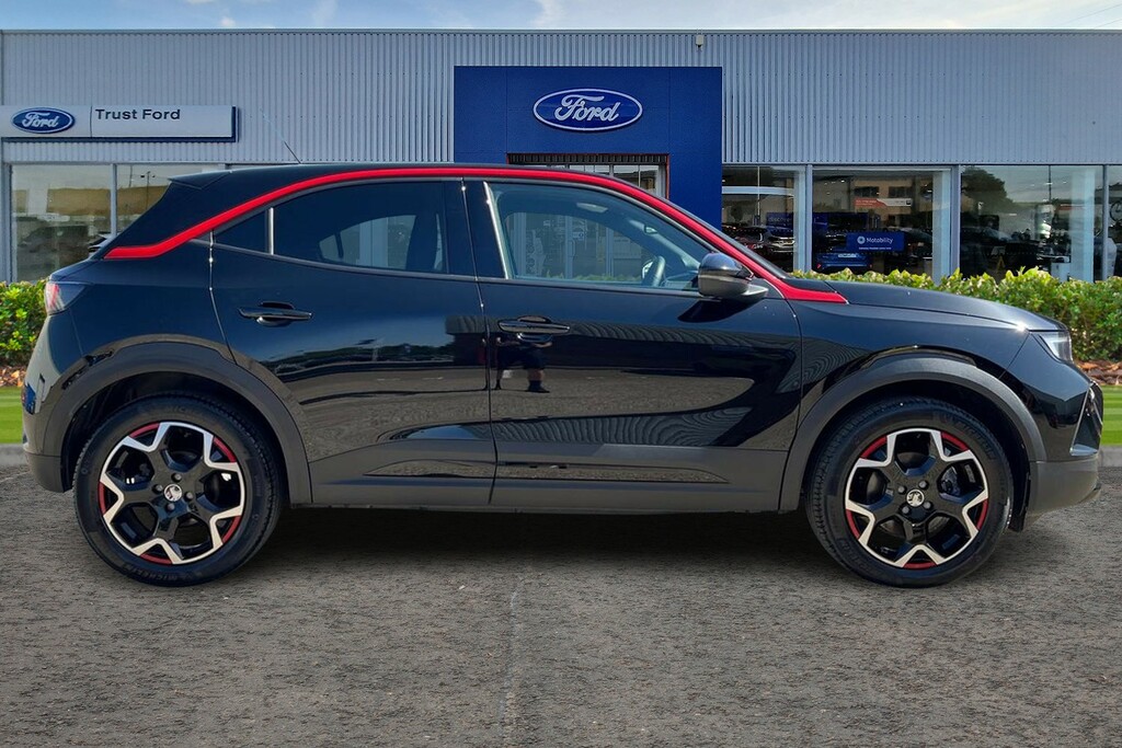Vauxhall Mokka-e 50Kwh Gs Suv 136 Ps CA23ZDW Black #3