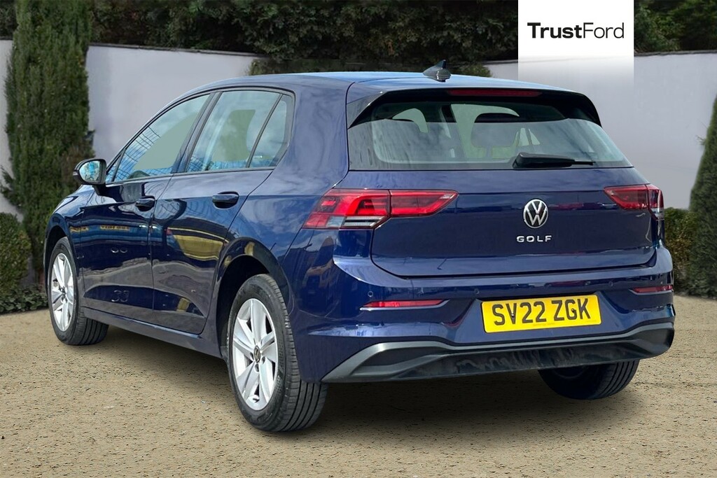 Volkswagen Golf 1.5 Tsi Life SV22ZGK Blue #2
