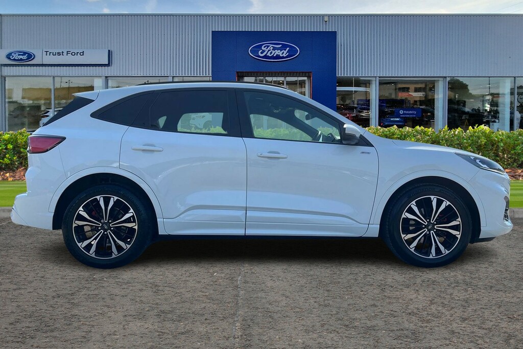 Ford Kuga 1.5 Ecoboost 150 St-line X Edition EO23KVH White #3