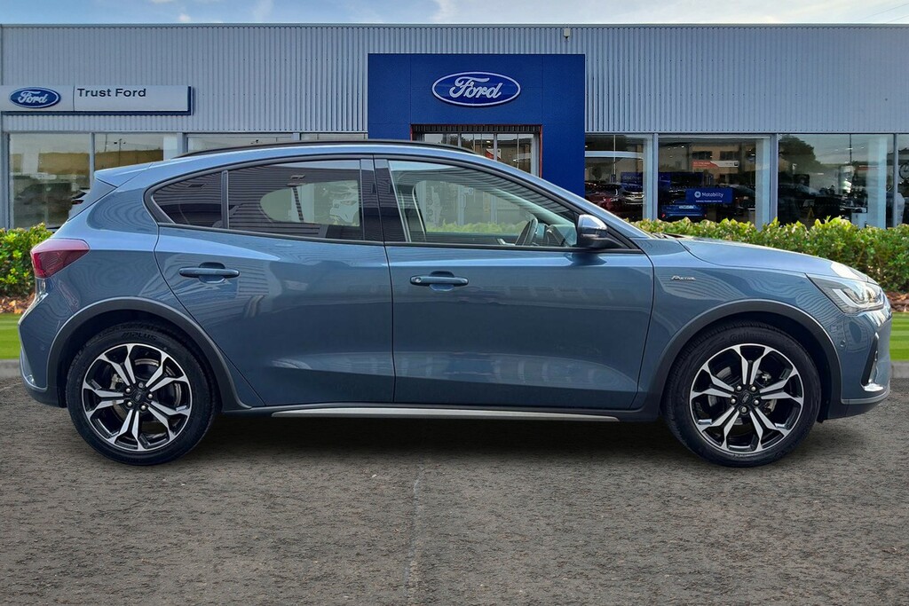 Ford Focus 1.0 Ecoboost Active X With Front Rear Sensor WO23JYG Blue #3