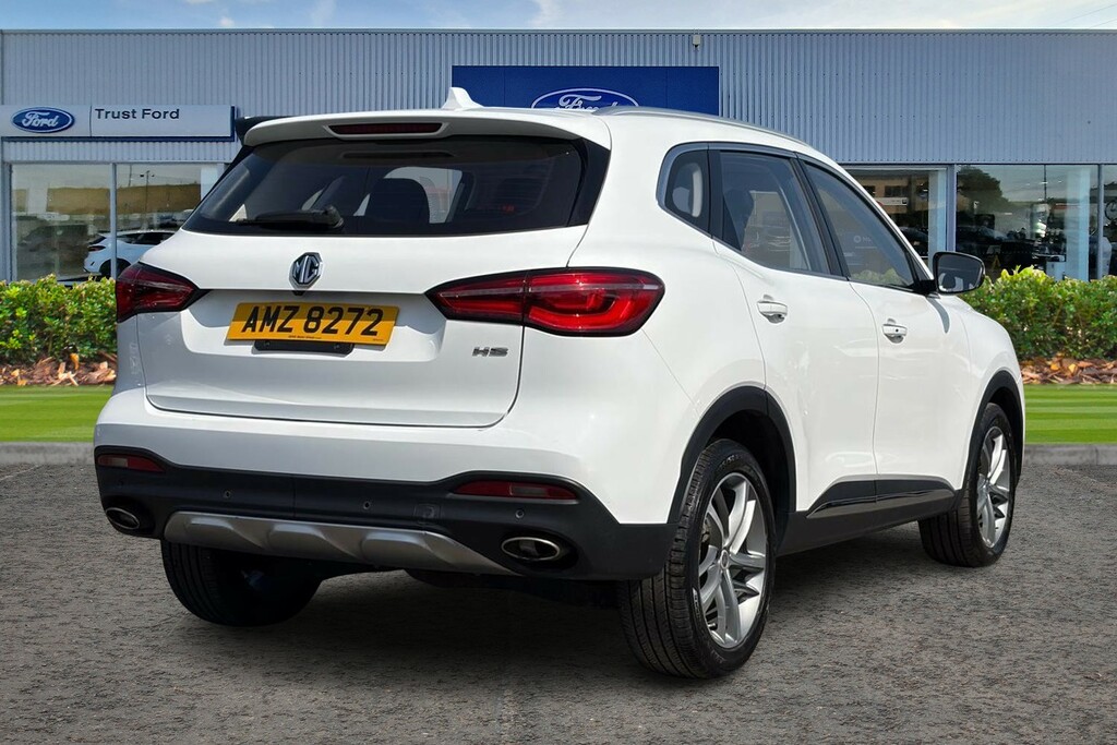 MG HS 1.5 T-gdi Excite Suv - Full Service His AMZ8272 White #4