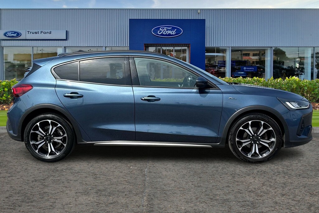Ford Focus 1.0T Ecoboost Active X Hatchback - Full Leathe AMZ7125 Blue #3