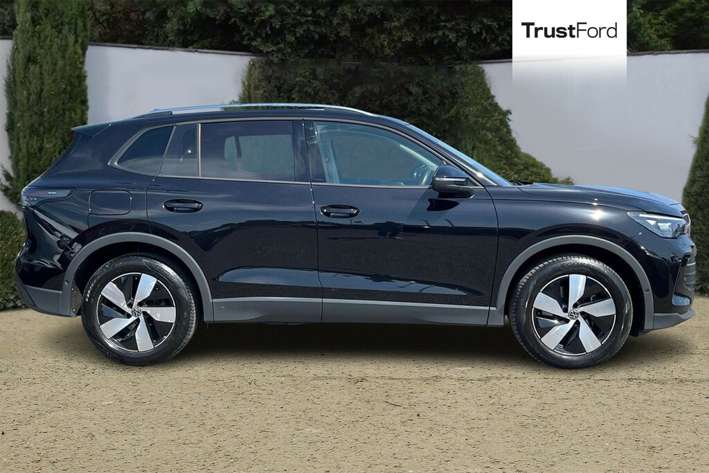 Volkswagen Tiguan 2.0 Tdi Match Suv Dsg - Digital Cockpit EYZ1236 Black #3