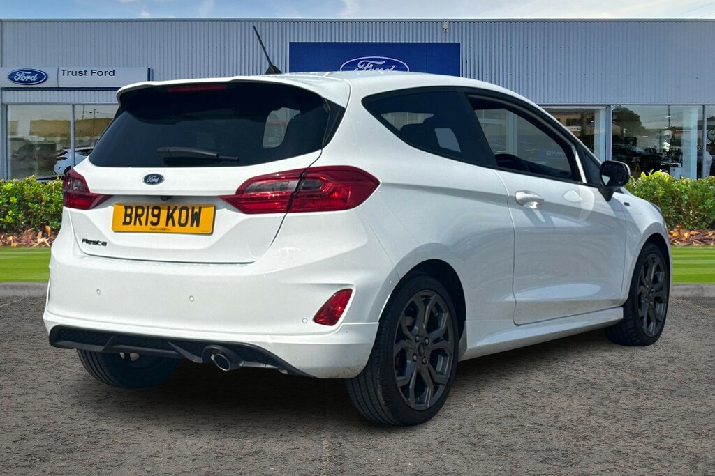 Ford Fiesta 1.0 Ecoboost St-line 3Dr- With Reversing Camera BR19KOW White #4