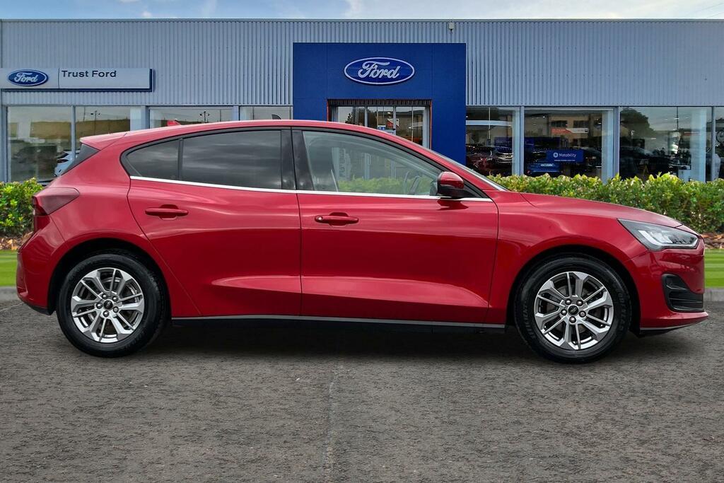 Ford Focus 1.0 Ecoboost 125 Titanium Edition YS72HZY Red #3