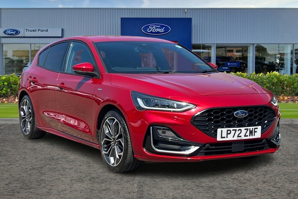 Ford Focus 1.0T Ecoboost Mhev St-line Vignale Hatchback P Red