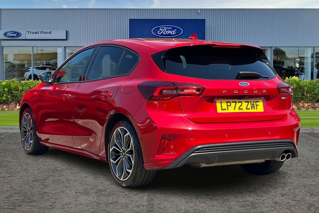 Ford Focus 1.0T Ecoboost Mhev St-line Vignale Hatchback P Red #2