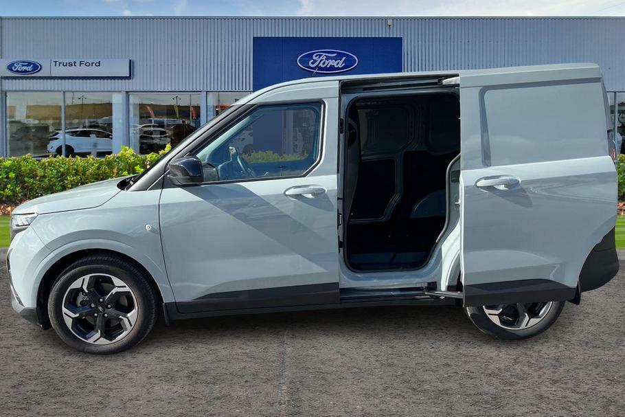 Ford Transit Courier Limited Grey #5