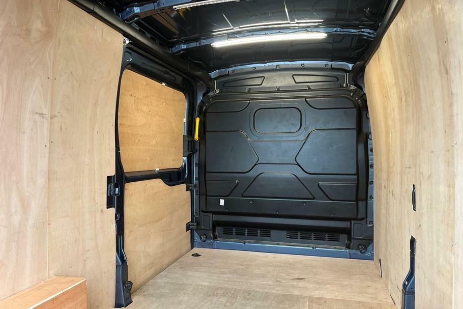 Ford Transit Custom 350 Limited L3 H2 Lwb Medium Roof Fwd 2.0 Ecoblue WV75VRP Blue #4