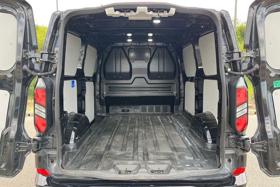 Ford Transit Custom 320 Limited L1 Swb Fwd 2.0 Ecoblue 136Ps Low Roof AP25NLD Black #6