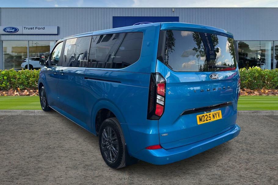 Ford Tourneo Custom 340 Titanium L2 Lwb 8 Seat Minibus Fwd 2.5 Ph Blue #2