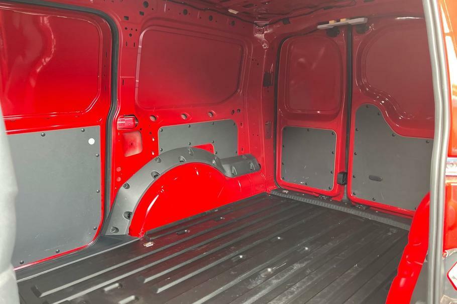 Ford Transit Connect 240 Limited L2 Lwb 2.0 Ecoblue 122Ps Red #4