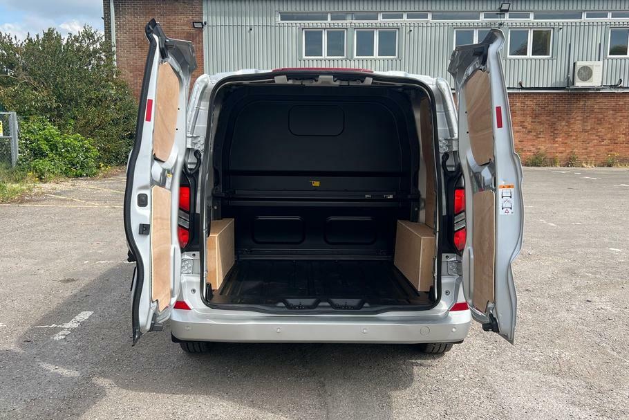 Ford Transit Custom 320 Limited L1 Swb Double Cab In Van Fwd 2.0 Ecobl LB75VGL Silver #6