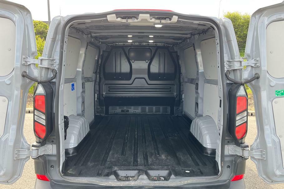 Ford Transit Custom 320 Trail L1 Swb Fwd 2.0 Ecoblue 136Ps Low Roof WM25EWB Grey #5