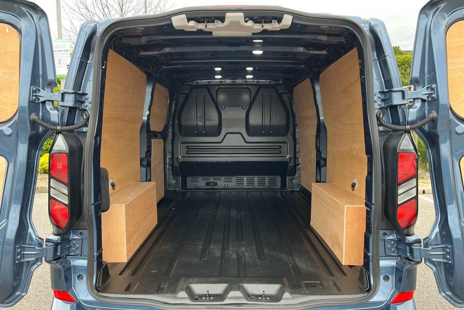 Ford Transit Custom 280 Limited L2 Lwb Fwd 2.0 Ecoblue 136Ps Low WN75GJZ Blue #6
