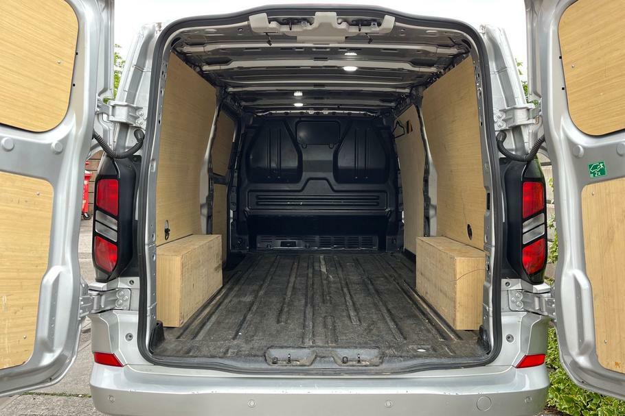 Ford Transit Custom 300 Limited L2 Lwb Fwd 2.0 Ecoblue 136Ps Low Roof LG74NVL Silver #6