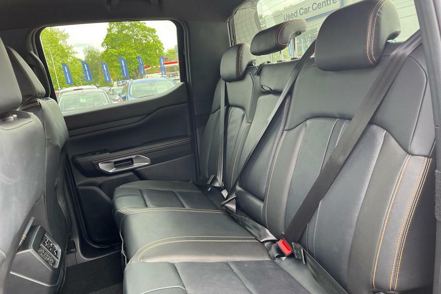 Ford Ranger Wildtrak 2.0 Ecoblue 205Ps 4X4 Double Cab Pic EF74ZTN Black #4
