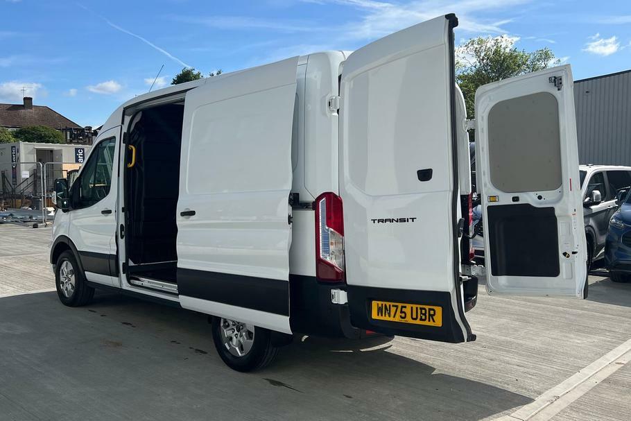 Ford Transit Custom 350 Limited L2 H2 Mwb Medium Roof Fwd 2.0 Eco WN75UBR White #6