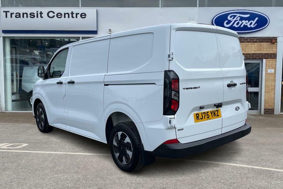 Ford Transit Custom 320 Trend L1 Swb Fwd 2.5 Phev 232Ps RJ75YKZ White #2