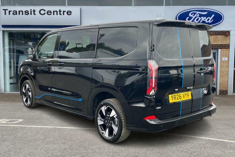 Ford Transit Custom 320 Sport L1 Swb Double Cab Fwd 2.5 Phev 232P YR26VYF Black #2