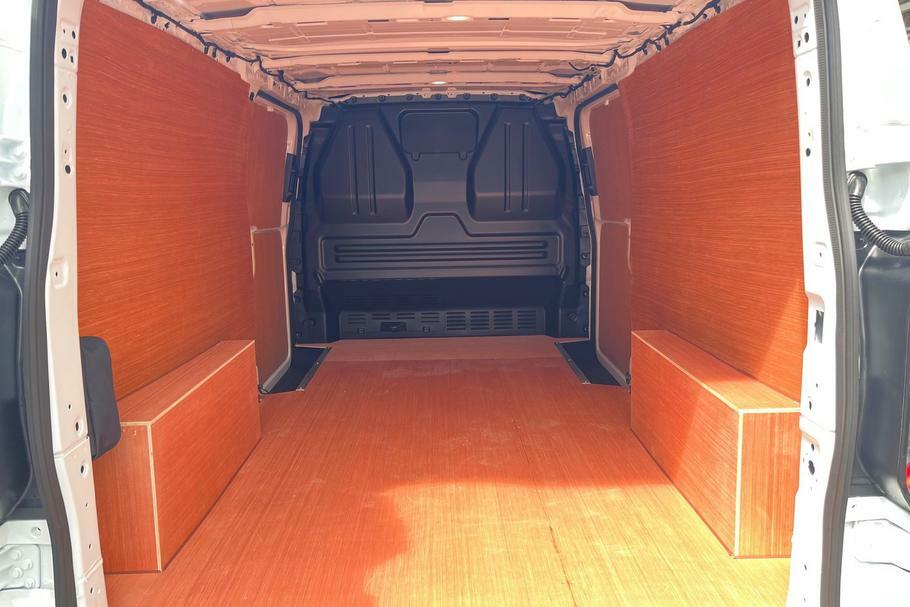 Ford Transit Custom 320 Trend L2 Lwb Rwd 100Kw 65Kwh Low Roof White #4