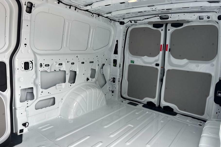 Ford Transit Custom 320 Trend L2 Lwb Rwd 100Kw 65Kwh Low Roof HT74ENH White #4