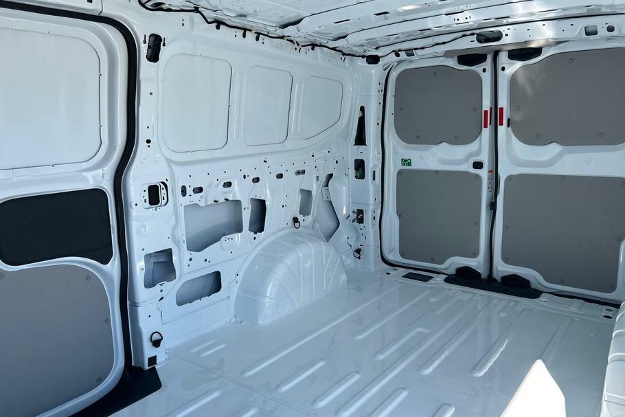 Ford Transit Custom 320 Trend L2 Lwb Rwd 100Kw 65Kwh Low Roof HT74EYC White #4