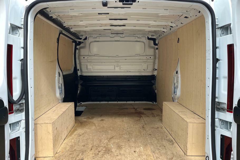 Renault Trafic Business Swb Sl28 Blue Dci 130Ps YE73OYT White #4