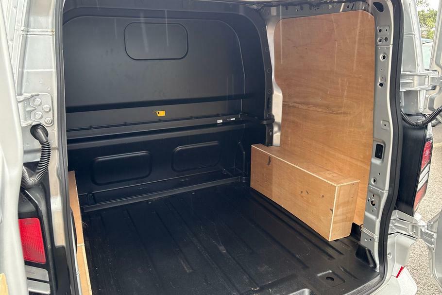 Ford Transit Custom 320 Limited L1 Swb Double Cab In Van Fwd 2.0 Ecobl WR75UYN Silver #4