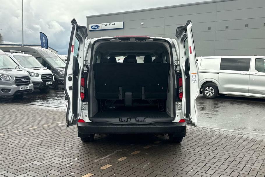 Ford Transit Custom 340 Trend L1 Swb 9 Seat Kombi Fwd 2.5 Phev 23 WP75FXO Silver #6