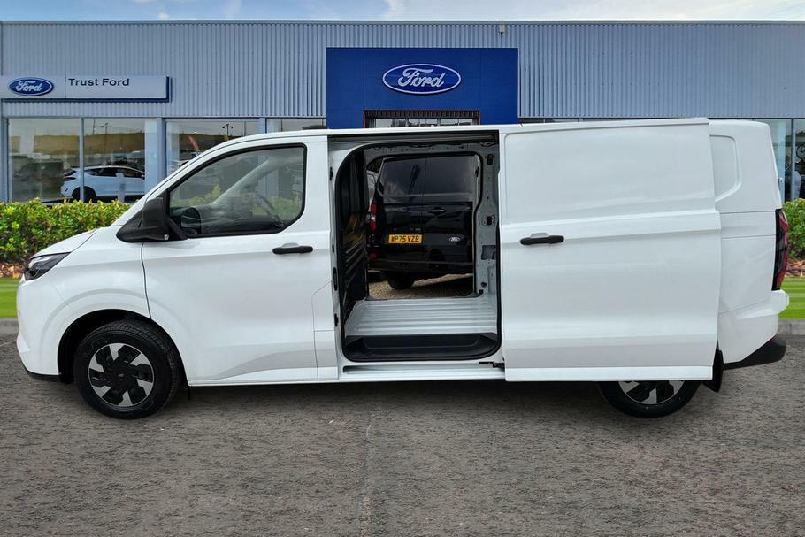 Ford Transit Custom 320 Trend L2 Lwb Rwd 100Kw 65Kwh Low Roof HT74EGD White #5