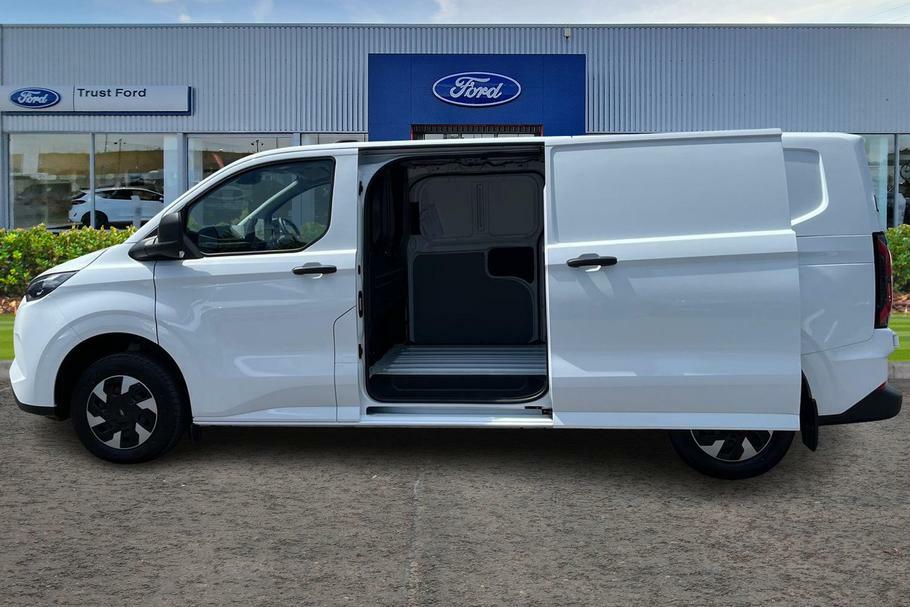 Ford Transit Custom 320 Trend L2 Lwb Rwd 100Kw 65Kwh Low Roof HT74EFE White #5