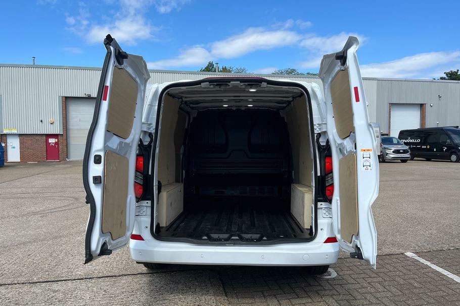 Ford Transit Custom 280 Limited L1 Swb Fwd 2.0 Ecoblue 136Ps Low Roof LG25ZVY White #6