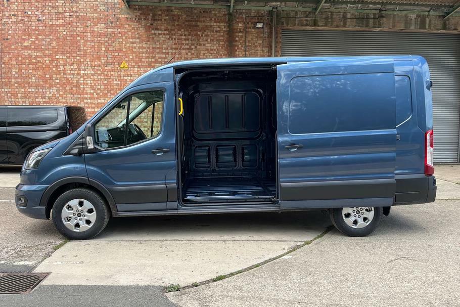 Ford Transit Custom 350 Limited L3 H2 Lwb Medium Roof Fwd 2.0 Eco WN75CAV Blue #5