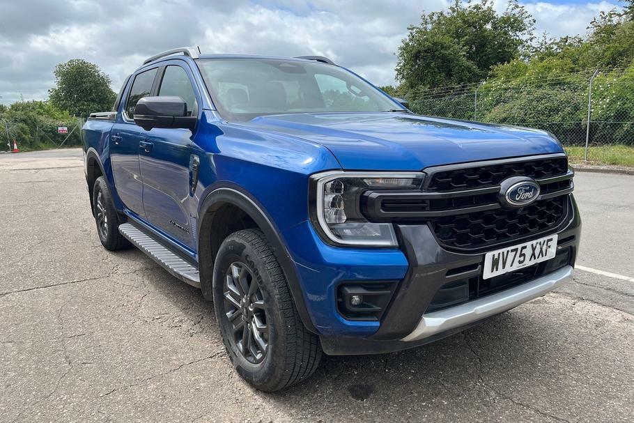 Ford Ranger Wildtrak 2.0 Ecoblue 205Ps 4X4 Double Cab Pic Blue