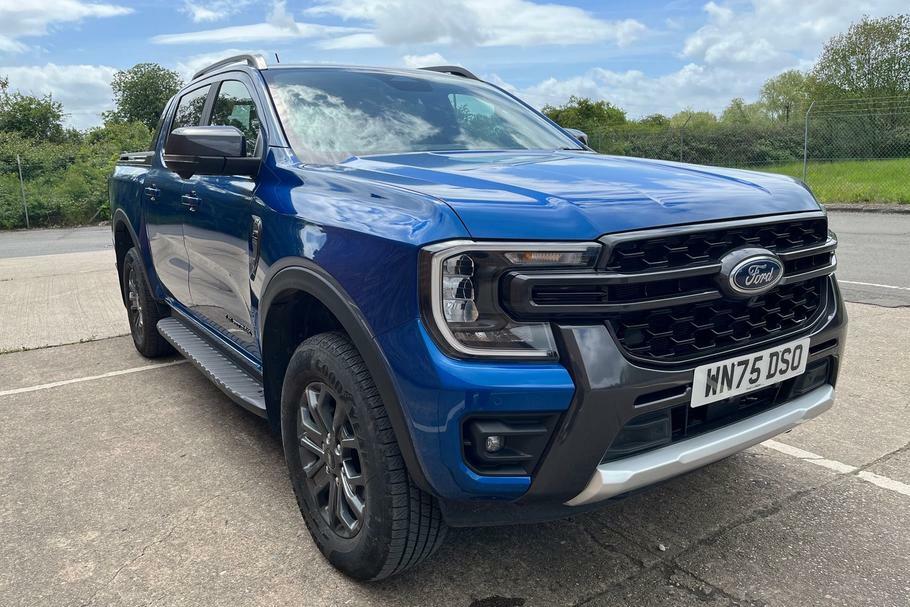 Ford Ranger Wildtrak 2.0 Ecoblue 205Ps 4X4 Double Cab Pic Blue